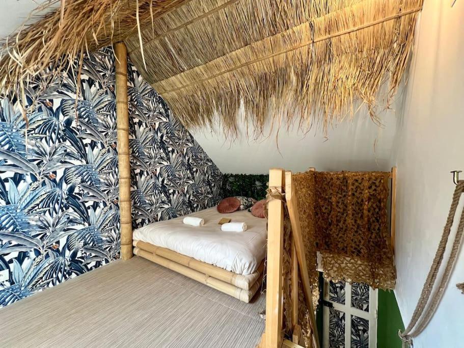 Nuit Dans La Jungle - Love Room Souppes-sur-Loing المظهر الخارجي الصورة