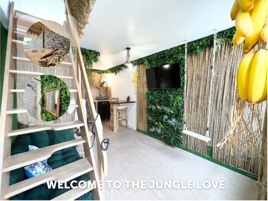 Nuit Dans La Jungle - Love Room Souppes-sur-Loing المظهر الخارجي الصورة