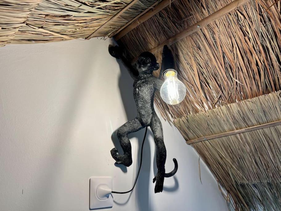 Nuit Dans La Jungle - Love Room Souppes-sur-Loing المظهر الخارجي الصورة