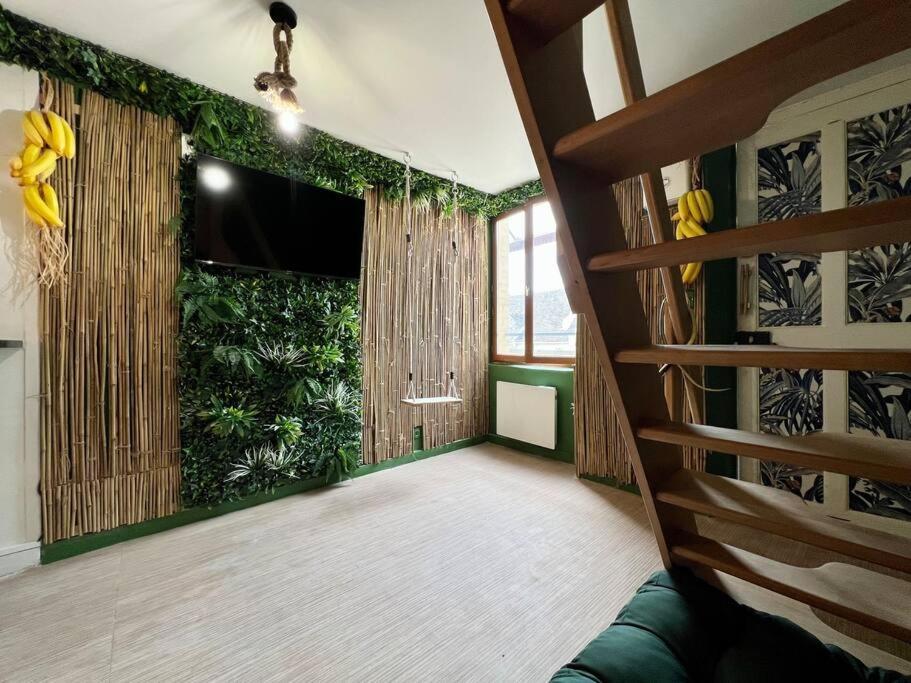 Nuit Dans La Jungle - Love Room Souppes-sur-Loing المظهر الخارجي الصورة